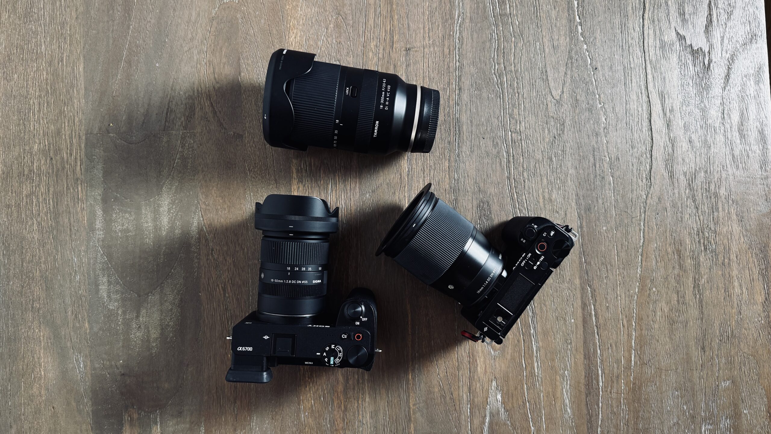 Sony ZV-E10 製品画像